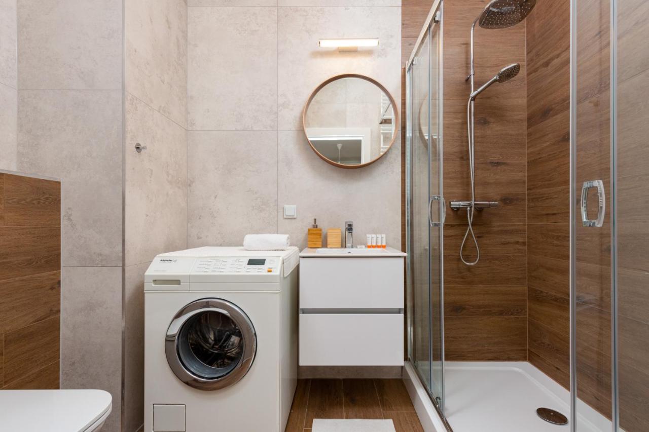 Forum Wola Jana Kazimierza Apartment By Noclegi Renters Warschau Buitenkant foto